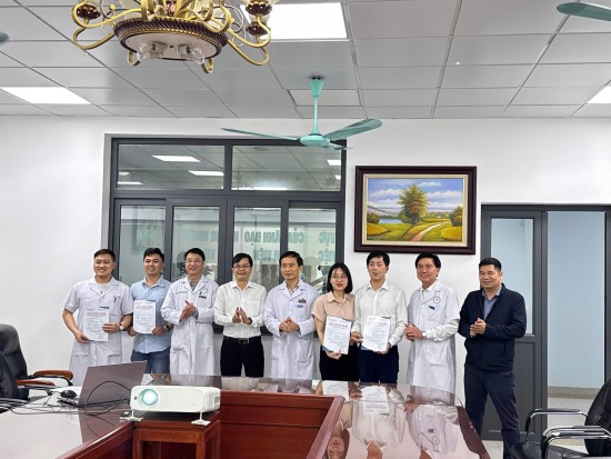 HOÀN THÀNH CHƯƠNG TRÌNH ĐÀO TẠO CẤP CHỨNG CHỈ (CME) CHUYÊN SÂU VỀ “ĐIỀU TRỊ RỐI LOẠN CƯƠNG DƯƠNG BẰNG SÓNG XUNG KÍCH NGOÀI CƠ THỂ” – BỆNH VIỆN ĐA KHOA NÔNG NGHIỆP